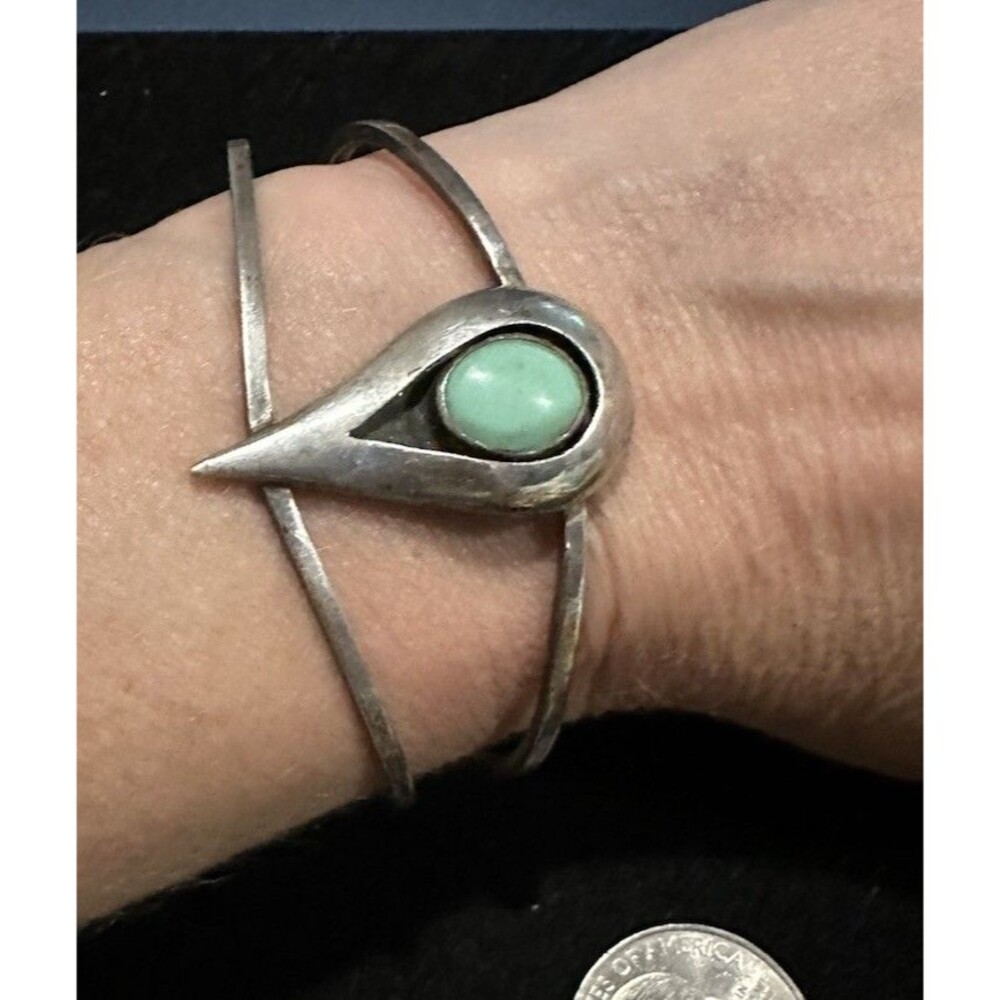 Vintage 1940s Pueblo Navajo Silver Turquoise Single Stone Cuff Bracelet Western